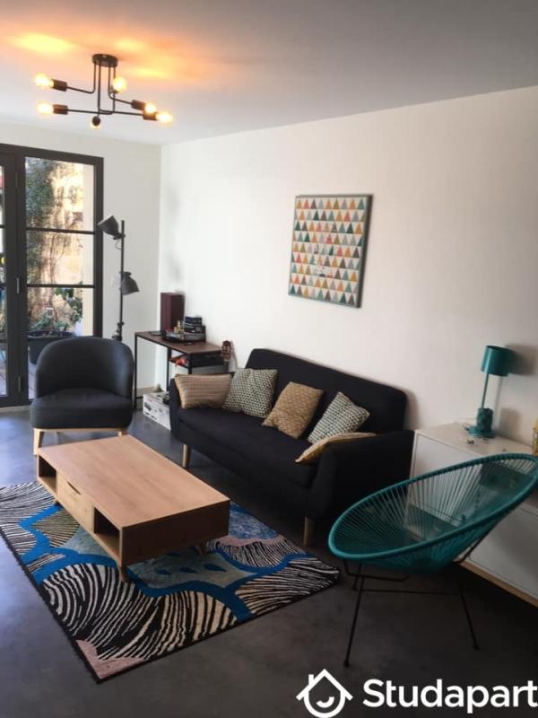 Chambre - 12 m² - 1 pièce