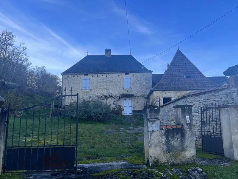 Maison - 85 m² - 7 pièces