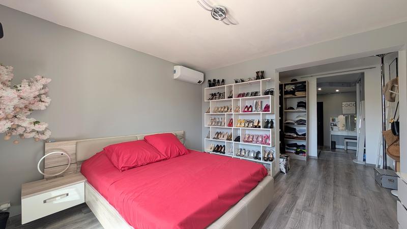Maison - 195 m² - 6 pièces
