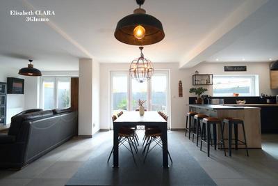 Maison - 118 m² - 5 pièces