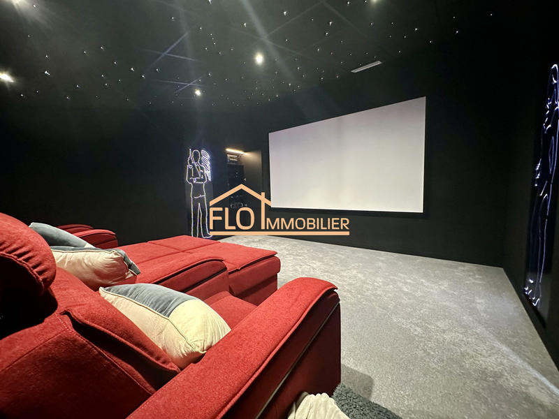 Maison - 500 m² - 5 pièces