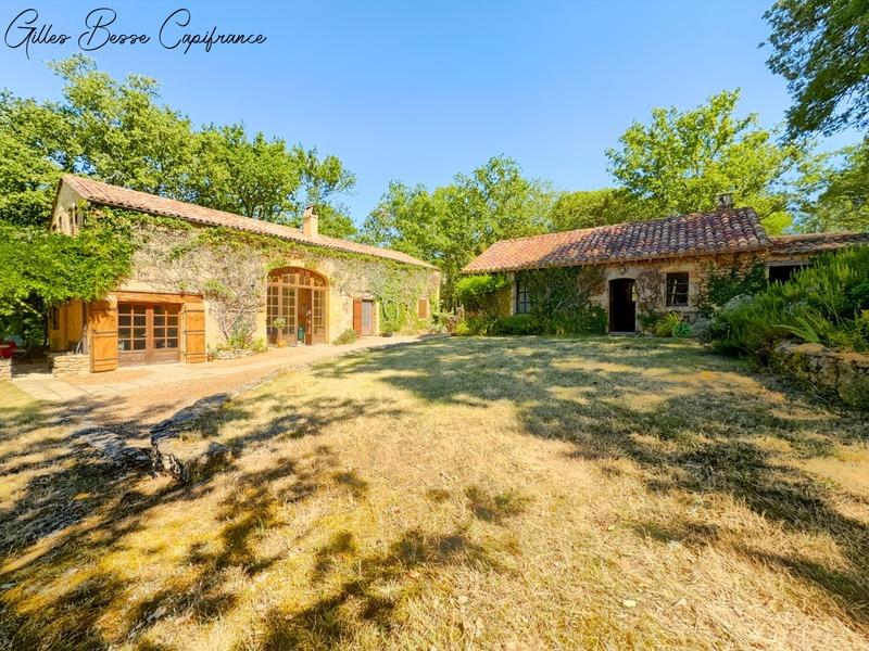 Maison - 150 m² - 5 pièces