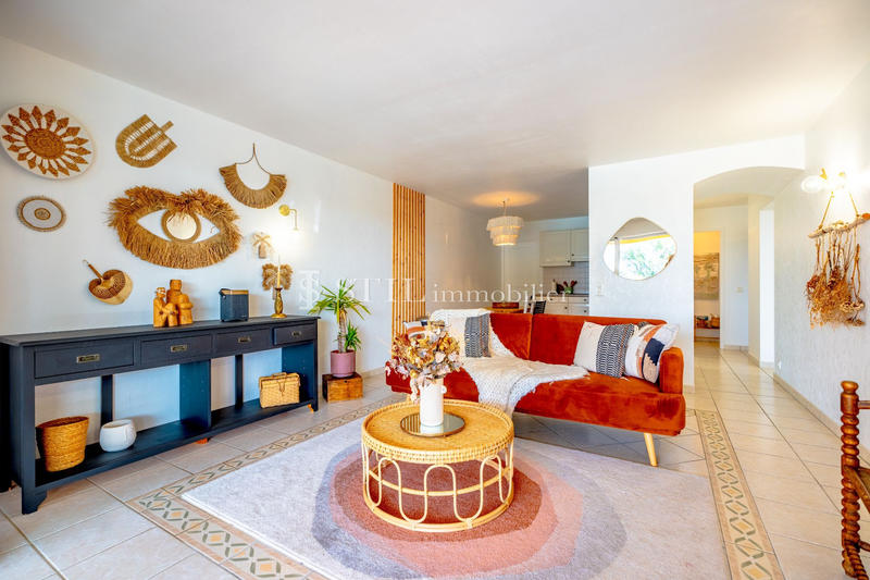 Villa - 200 m² - 8 pièces