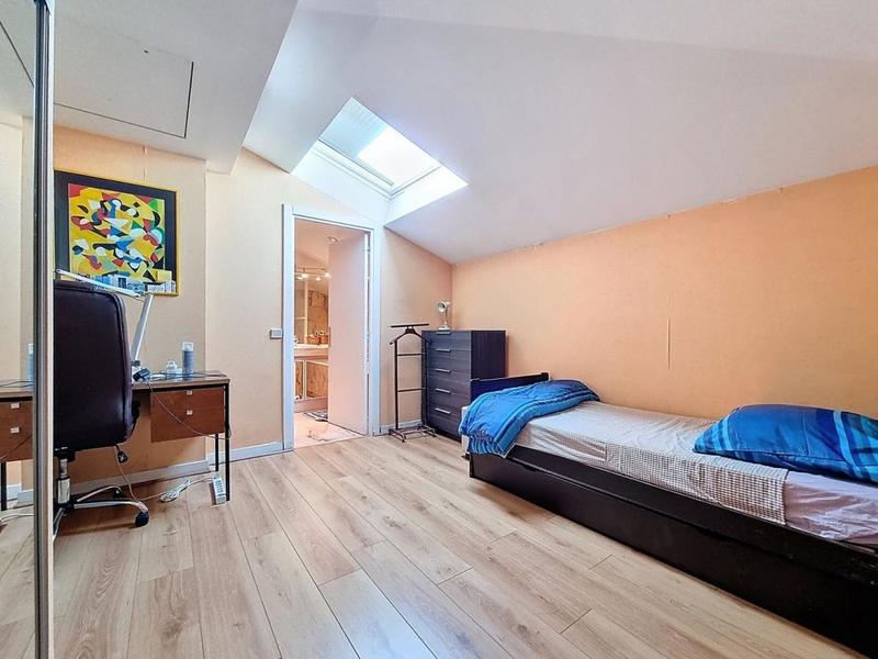 Duplex - 145 m² - 4 pièces