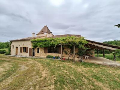 Maison traditionnelle - 145 m² - 7 pièces