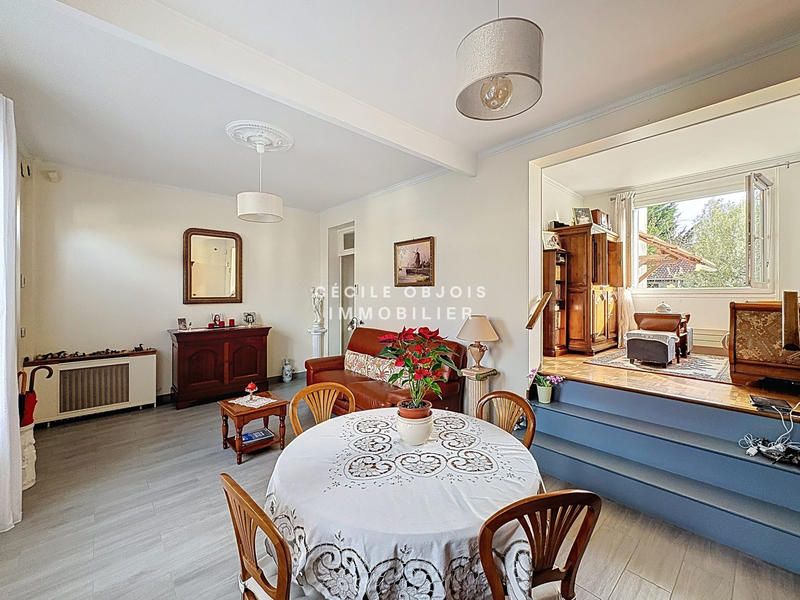 Maison ancienne - 102 m² - 7 pièces