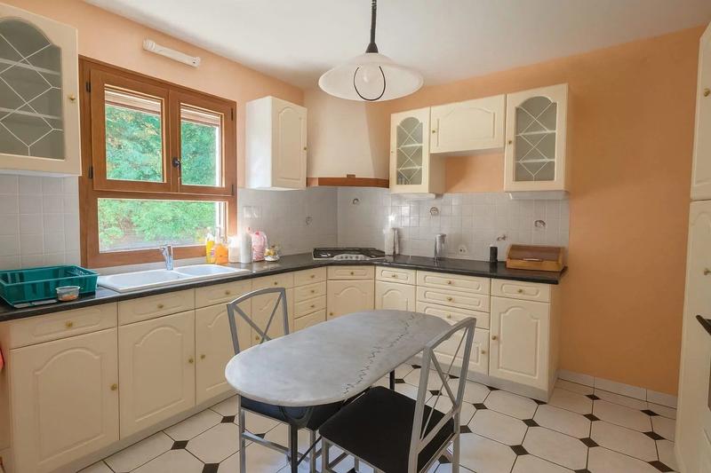 Maison - 98 m² - 4 pièces