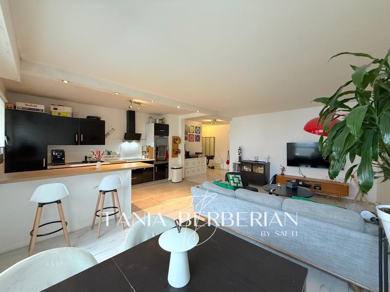 Appartement - 89 m² - 4 pièces