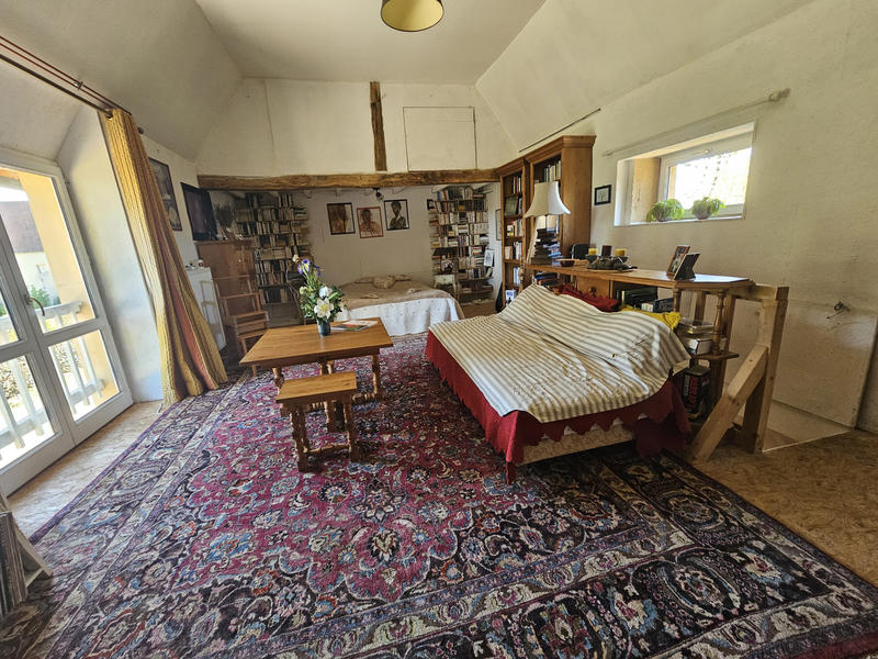 Maison - 220 m² - 6 pièces