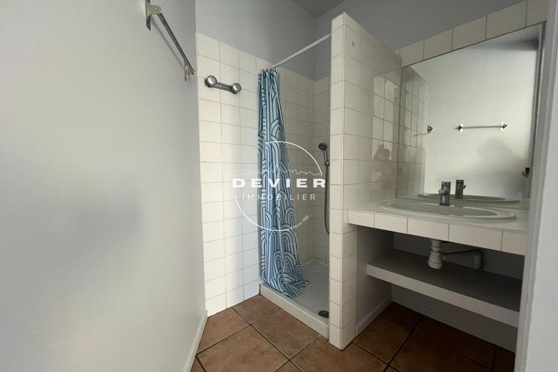 Appartement - 97 m² - 3 pièces