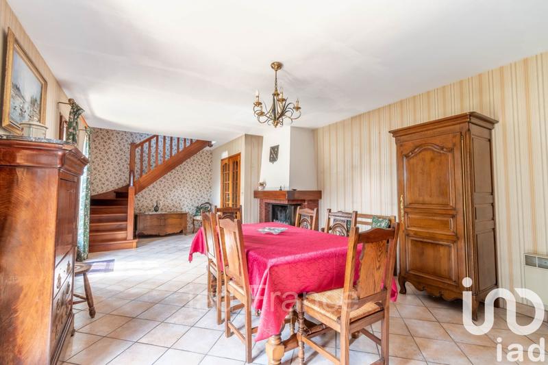 Maison - 141 m² - 7 pièces