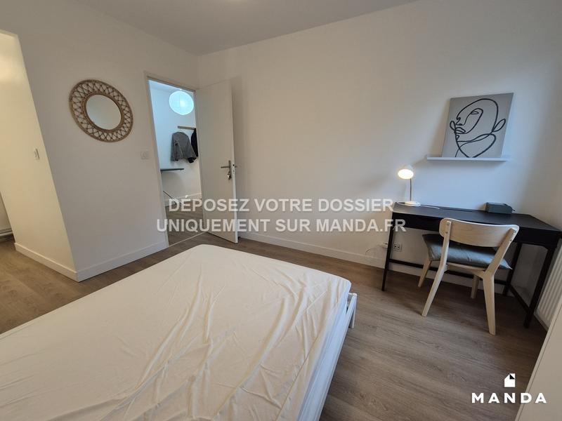 Chambre - 10 m² - 4 pièces