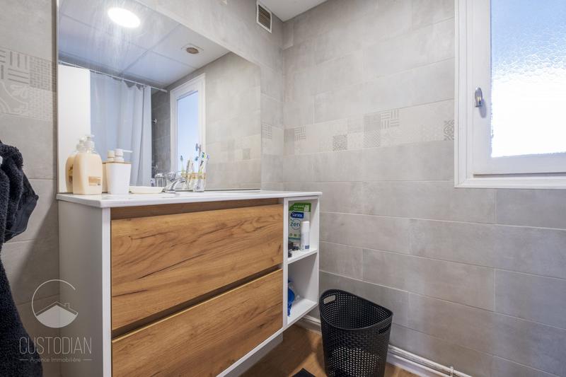 Appartement - 106 m² - 5 pièces