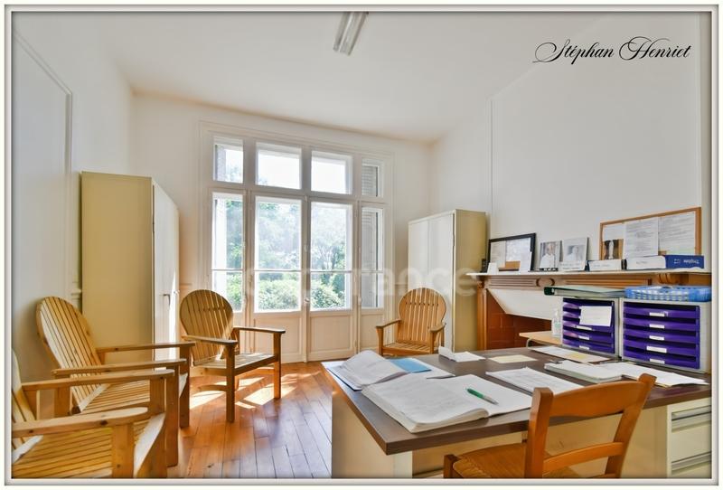 Maison de ville - 228 m² - 10 pièces