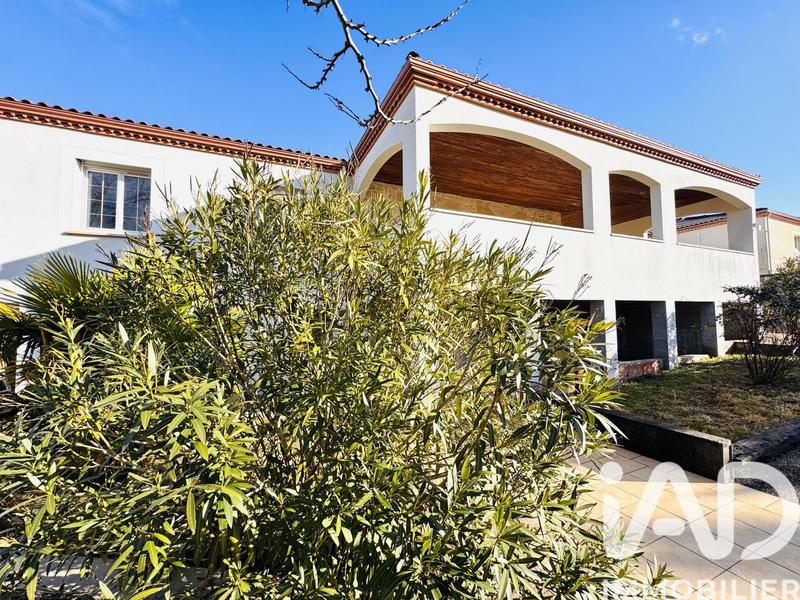 Maison - 145 m² - 5 pièces