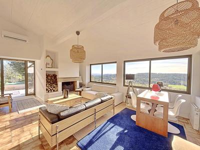 Maison - 80 m² - 3 pièces