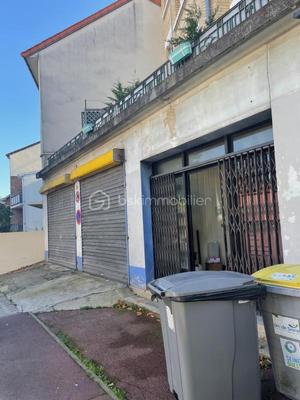 Bureau - 120 m² - 1 pièce