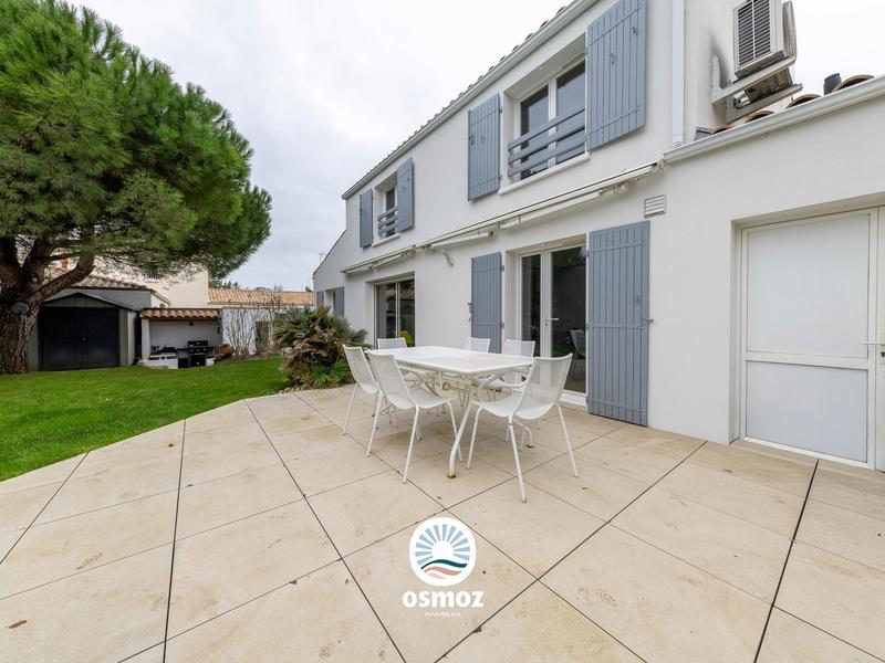 Maison traditionnelle - 133 m² - 6 pièces