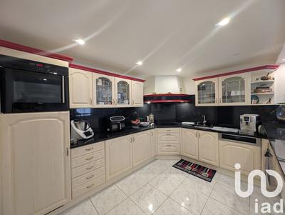 Maison - 102 m² - 4 pièces