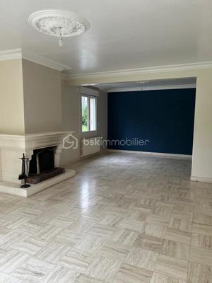 Pavillon - 130 m² - 7 pièces