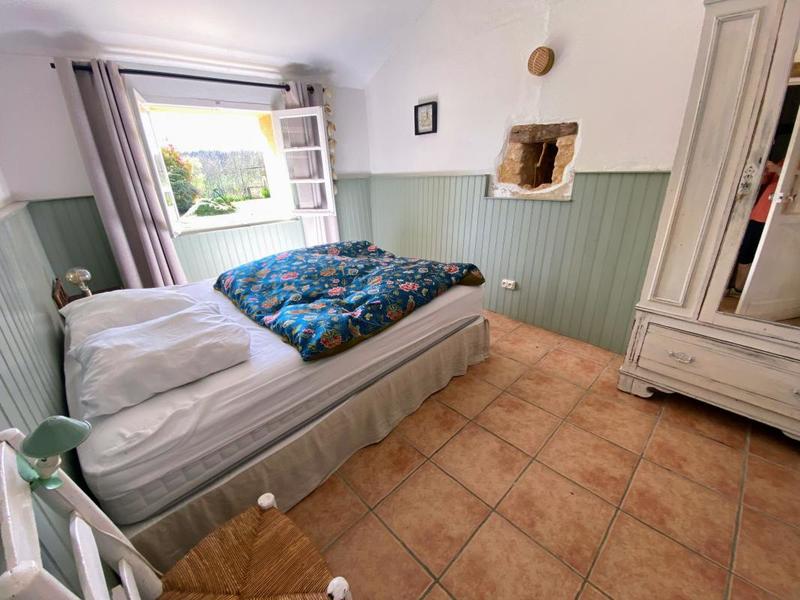 Maison - 260 m² - 9 pièces