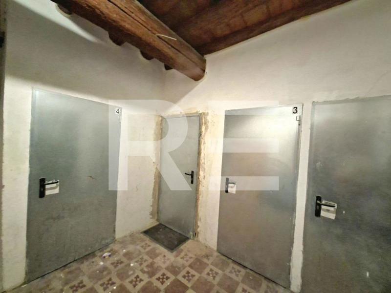 Immeuble - 278 m² - 12 pièces