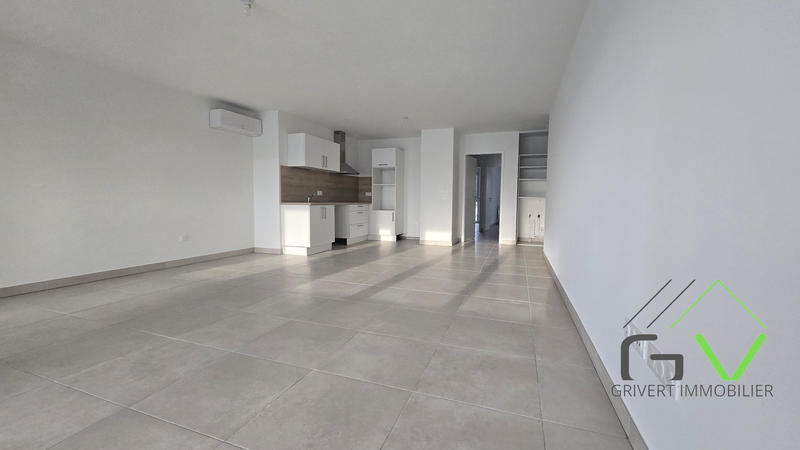 Appartement - 82 m² - 3 pièces