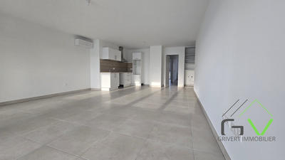 Appartement - 82 m² - 3 pièces