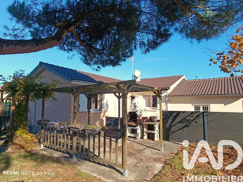 Maison - 101 m² - 6 pièces