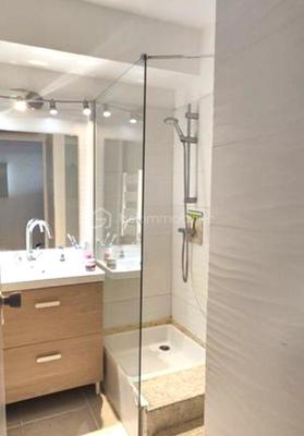 Studio - 25 m² - 1 pièce