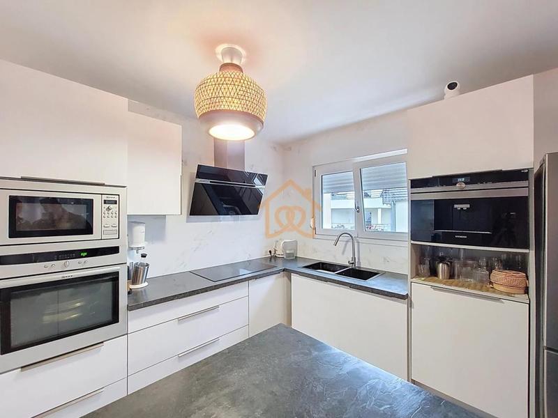 Appartement - 132 m² - 4 pièces