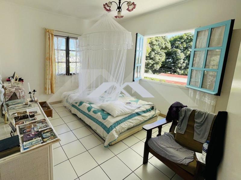 Maison - 110 m² - 3 pièces