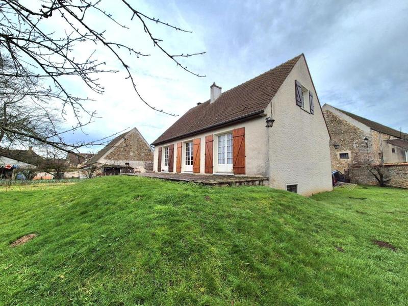 Maison - 136 m² - 5 pièces