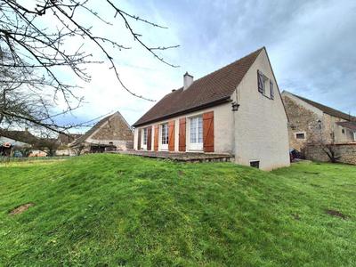 Maison - 136 m² - 5 pièces