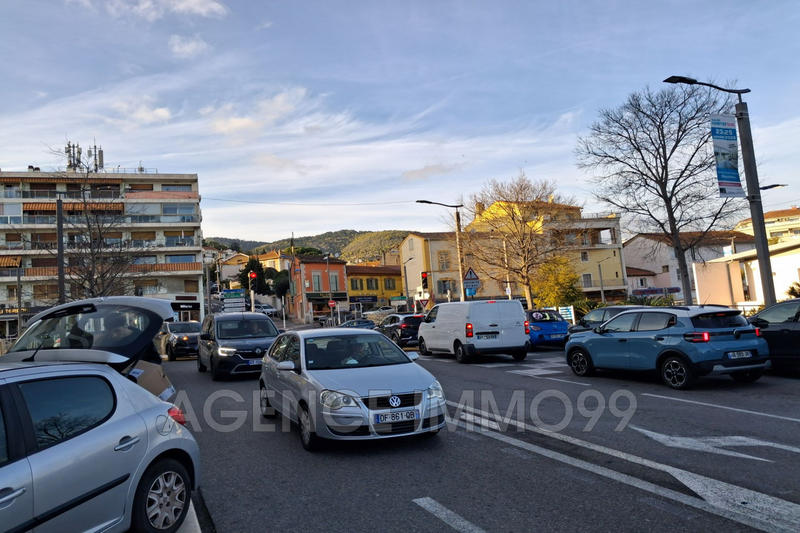 Parking / Garage - 14 m²