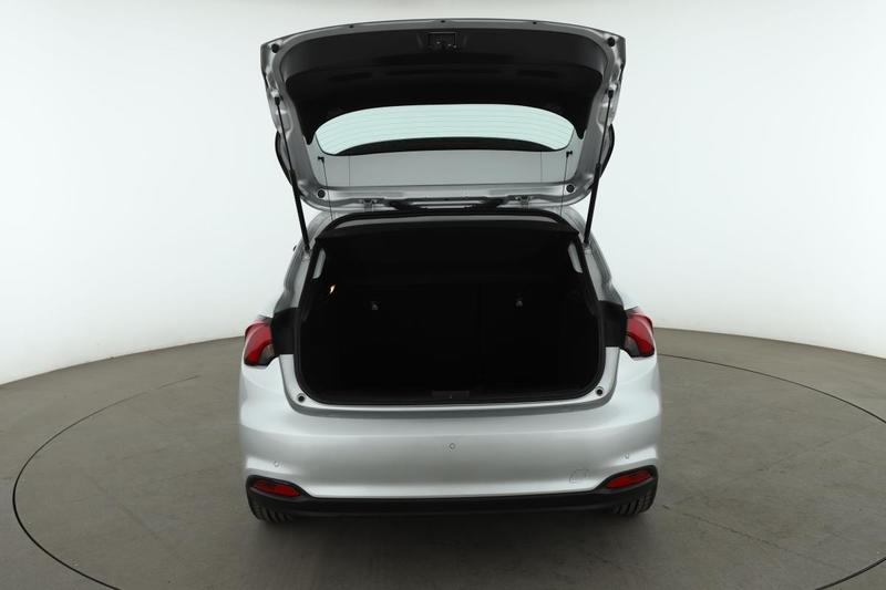 Fiat Tipo 1.4 Easy 5p 95 ch