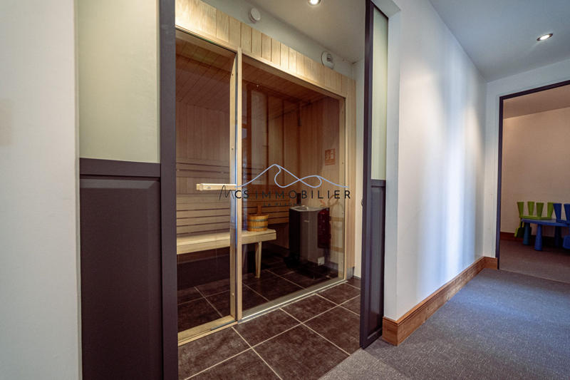 Châlet - 300 m² - 11 pièces