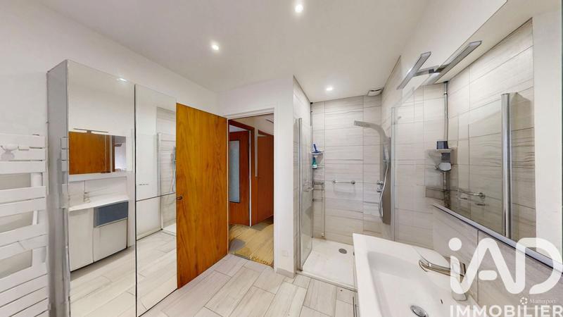 Maison - 103 m² - 6 pièces