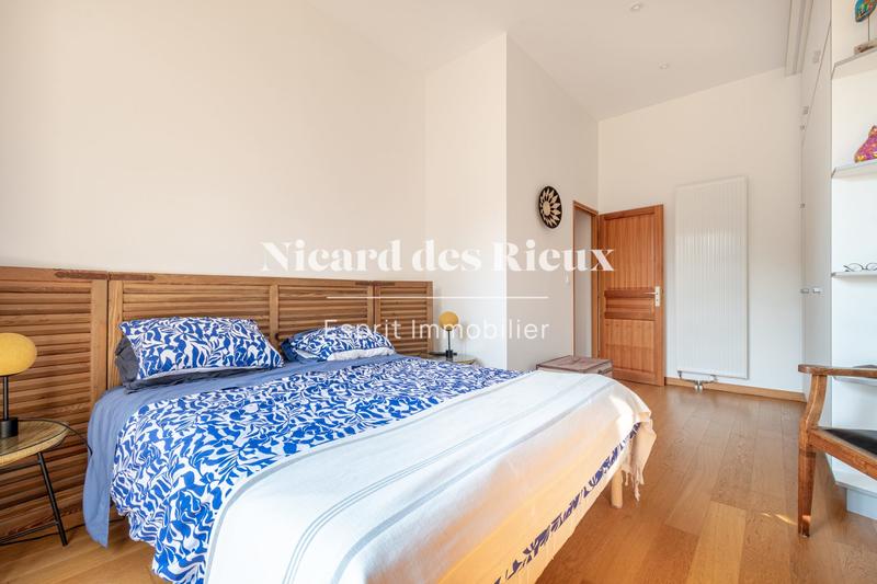 Maison - 179 m² - 8 pièces