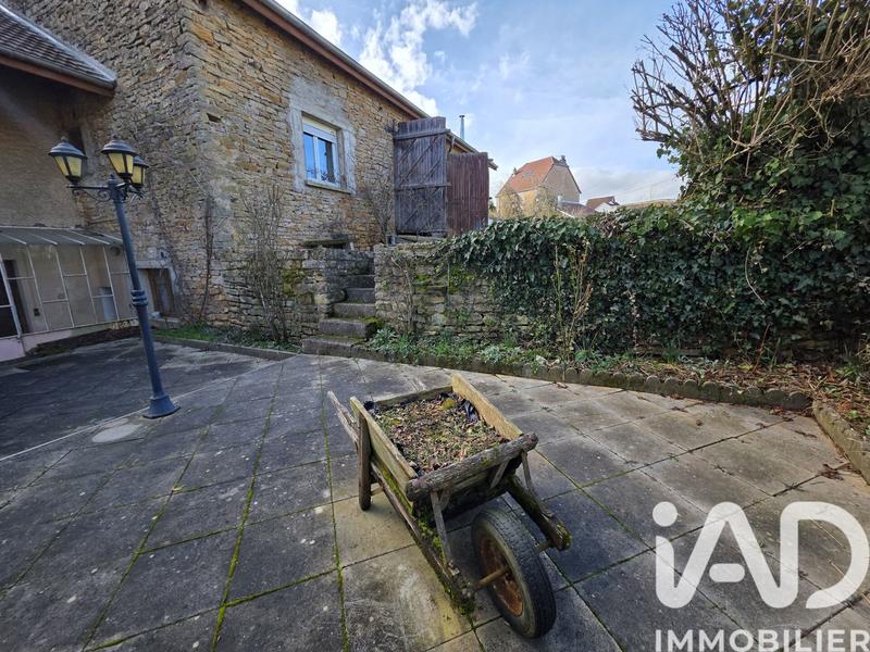 Maison de village - 201 m² - 7 pièces