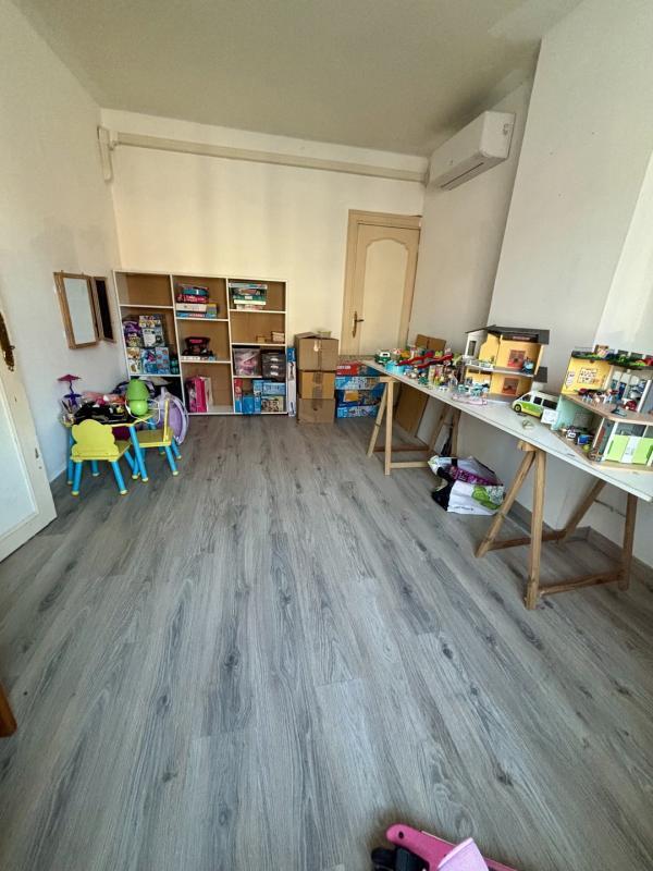 Maison - 214 m² - 12 pièces