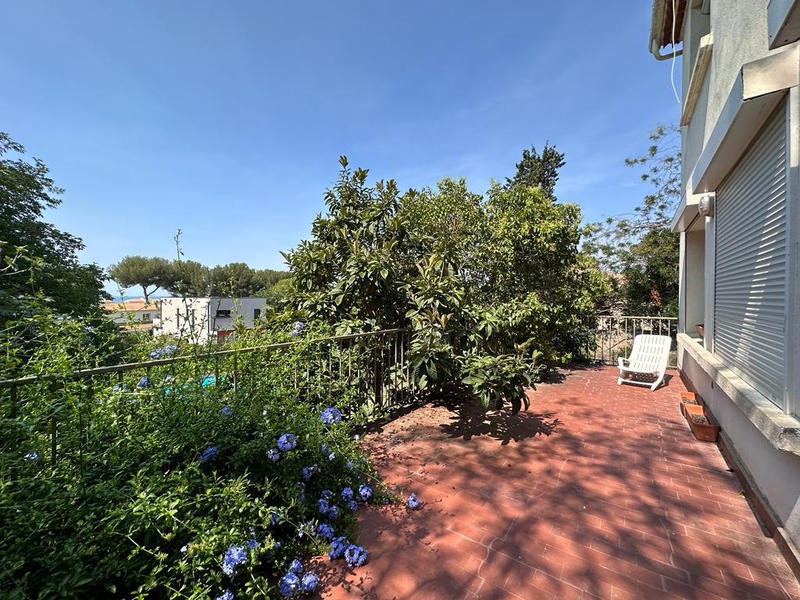 Maison - 206 m² - 7 pièces