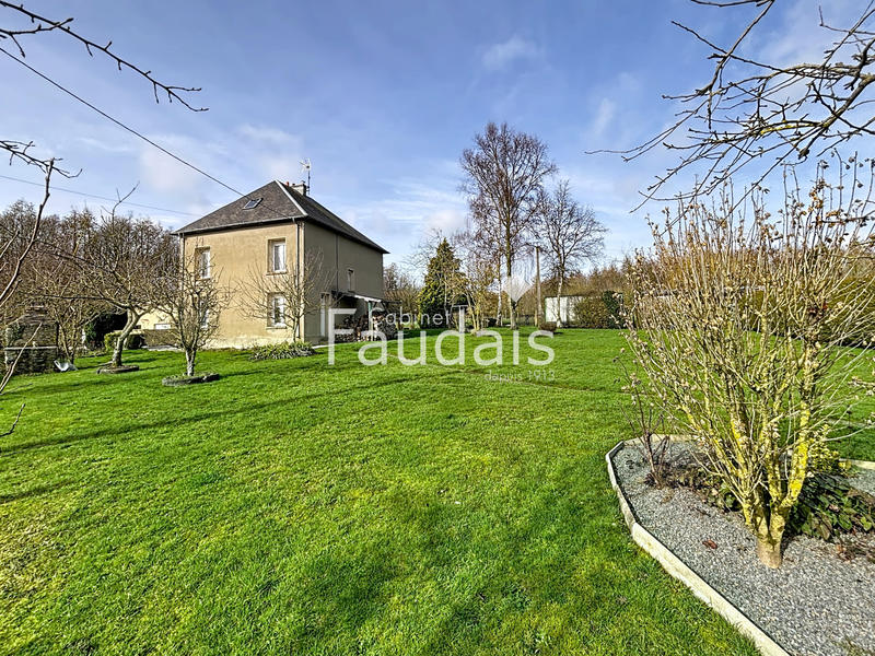 Maison - 127 m² - 7 pièces