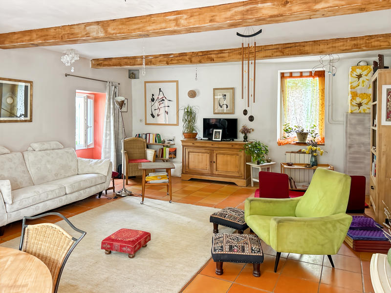 Maison - 160 m² - 9 pièces