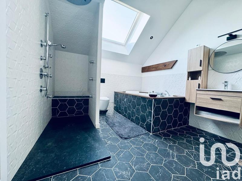 Maison de village - 339 m² - 11 pièces