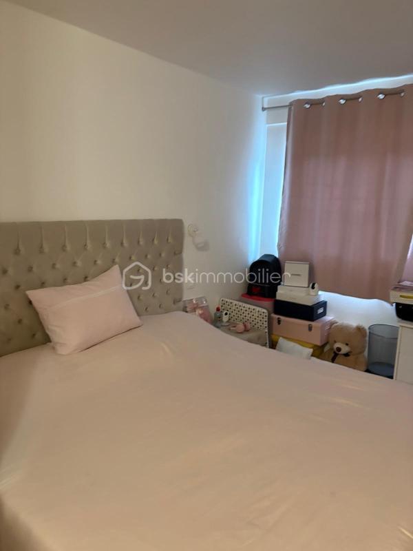 Appartement - 75 m² - 5 pièces