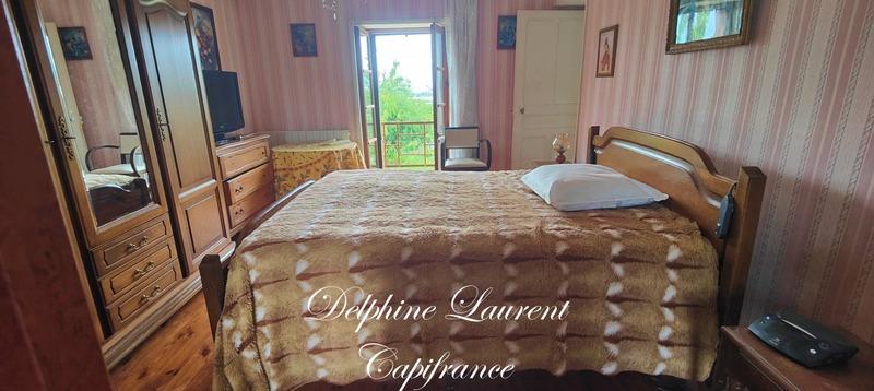 Maison - 104 m² - 5 pièces