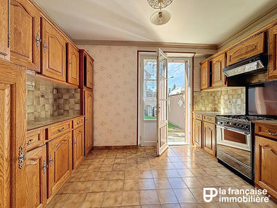 Maison - 85 m² - 5 pièces