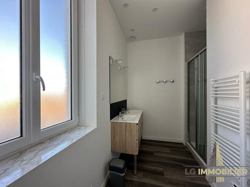 Maison - 91 m² - 5 pièces