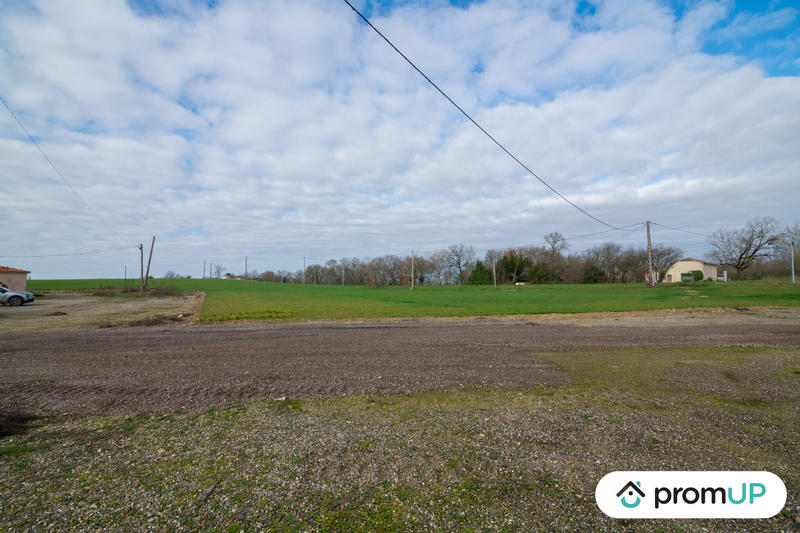 Terrain - 10 000 m²